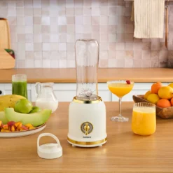 Karaca Retro Personal Smoothie Blender 600ml, Ice Crushing Function – Cream, 153.03.06.2449