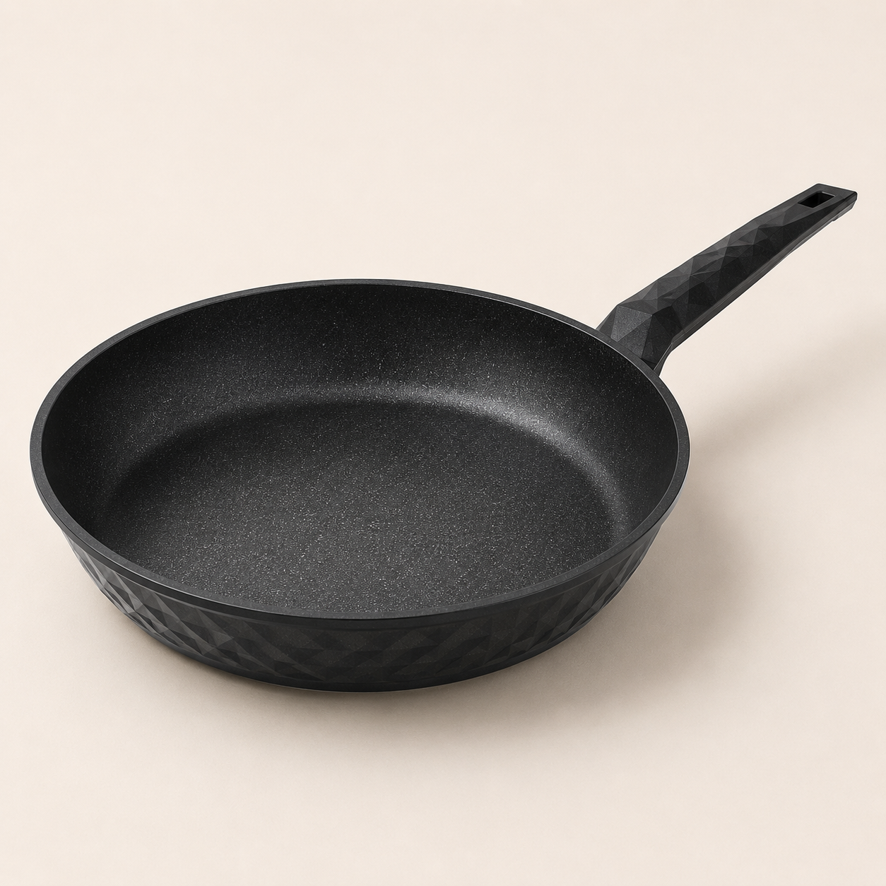 Karaca BioDiamond Antibacterial Handle Induction Base Frying Pan 26 cm, 153.03.08.0419 4 Karaca BioDiamond Antibacterial Handle Induction Base Frying Pan 26 cm, 153.03.08.0419 - Image 4