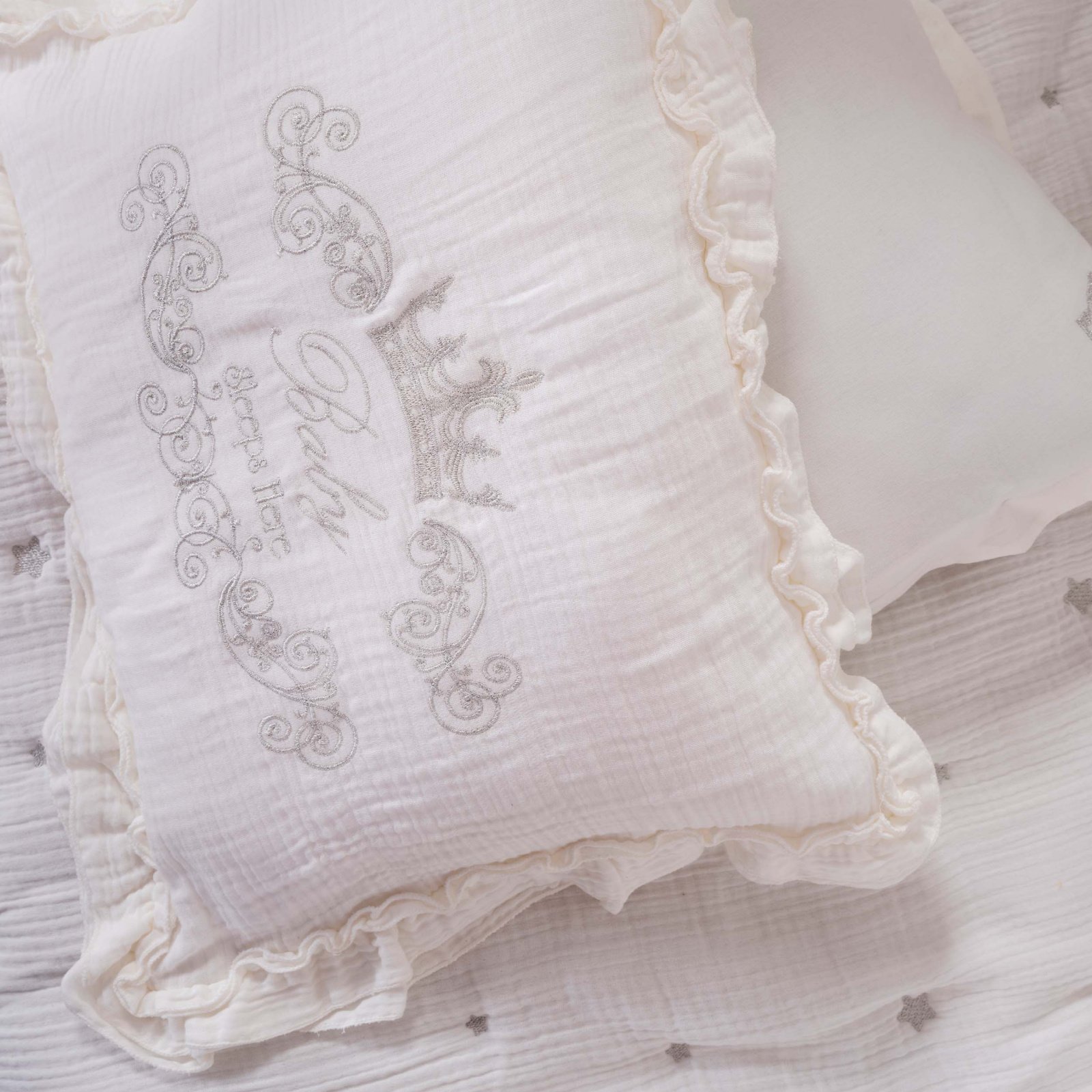 Karaca Home Royale White Embroidered Baby Quilt Set, 200.20.01.0179 2 Karaca Home Royale White Embroidered Baby Quilt Set, 200.20.01.0179 - Image 2