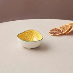 Karaca Floral Yellow Triangle Snack Bowl 10cm, 153.03.08.2990