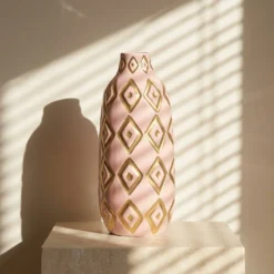 Alternative view of Karaca Home Joyful Pink Vase 30 cm, 300.22.02.0035