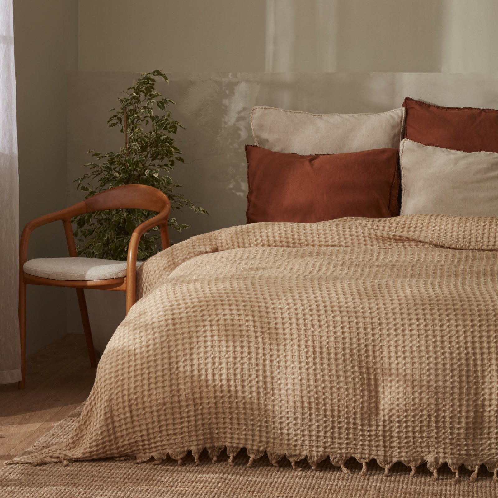 Karaca Home Casey Double Waffle Quilted Bedspread 200 x 230 cm – Beige, 200.22.01.0087 2 Karaca Home Casey Double Waffle Quilted Bedspread 200 x 230 cm – Beige, 200.22.01.0087 - Image 2
