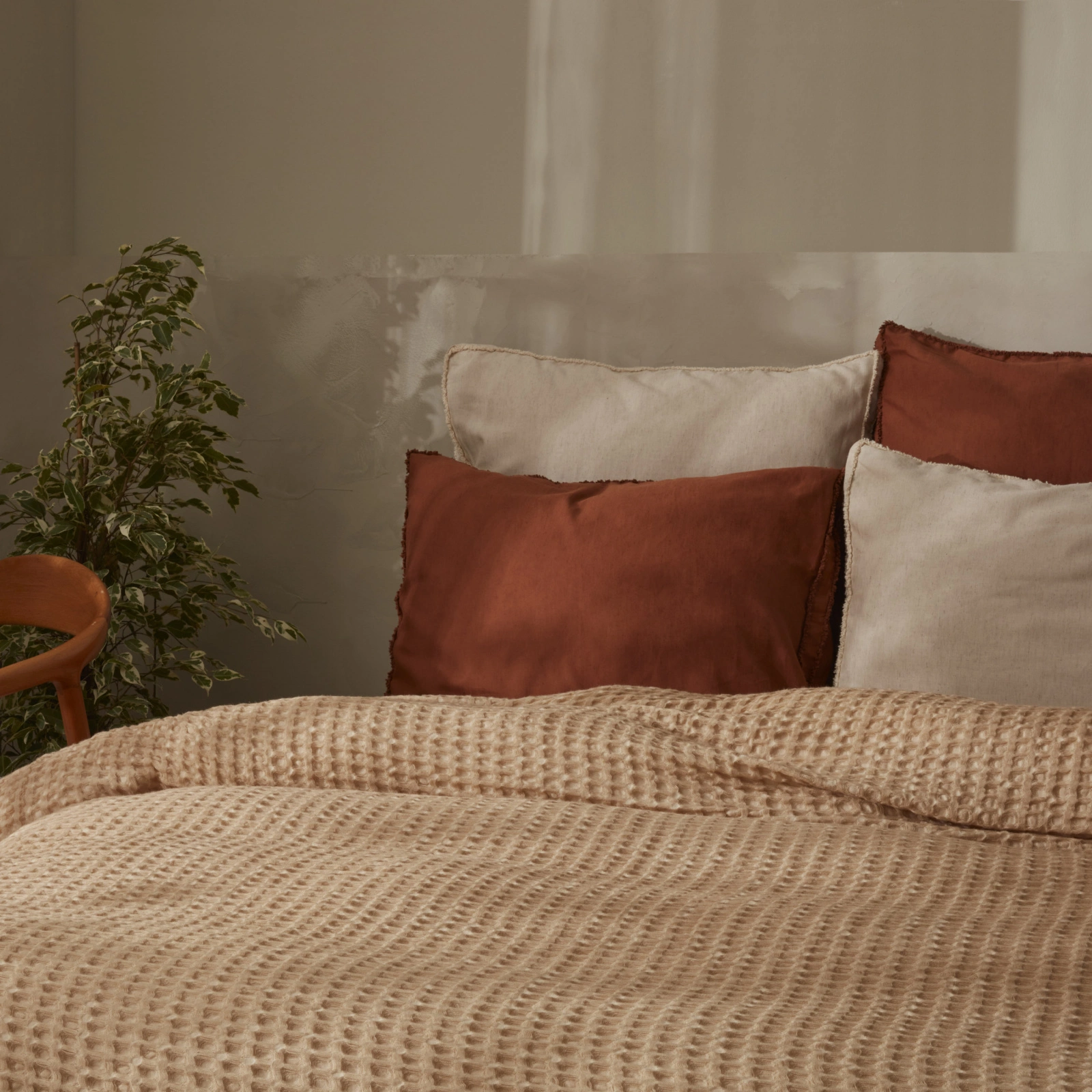 Karaca Home Casey Double Waffle Quilted Bedspread 200 x 230 cm – Beige, 200.22.01.0087 3 Karaca Home Casey Double Waffle Quilted Bedspread 200 x 230 cm – Beige, 200.22.01.0087 - Image 3