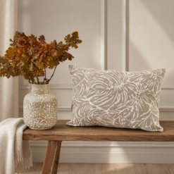 Karaca Home Leaf Cushion 30 x 50 cm, 200.18.01.0666
