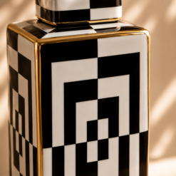 Alternative view of Karaca Hailey Long Cube Vase 30 cm, 300.22.02.0385