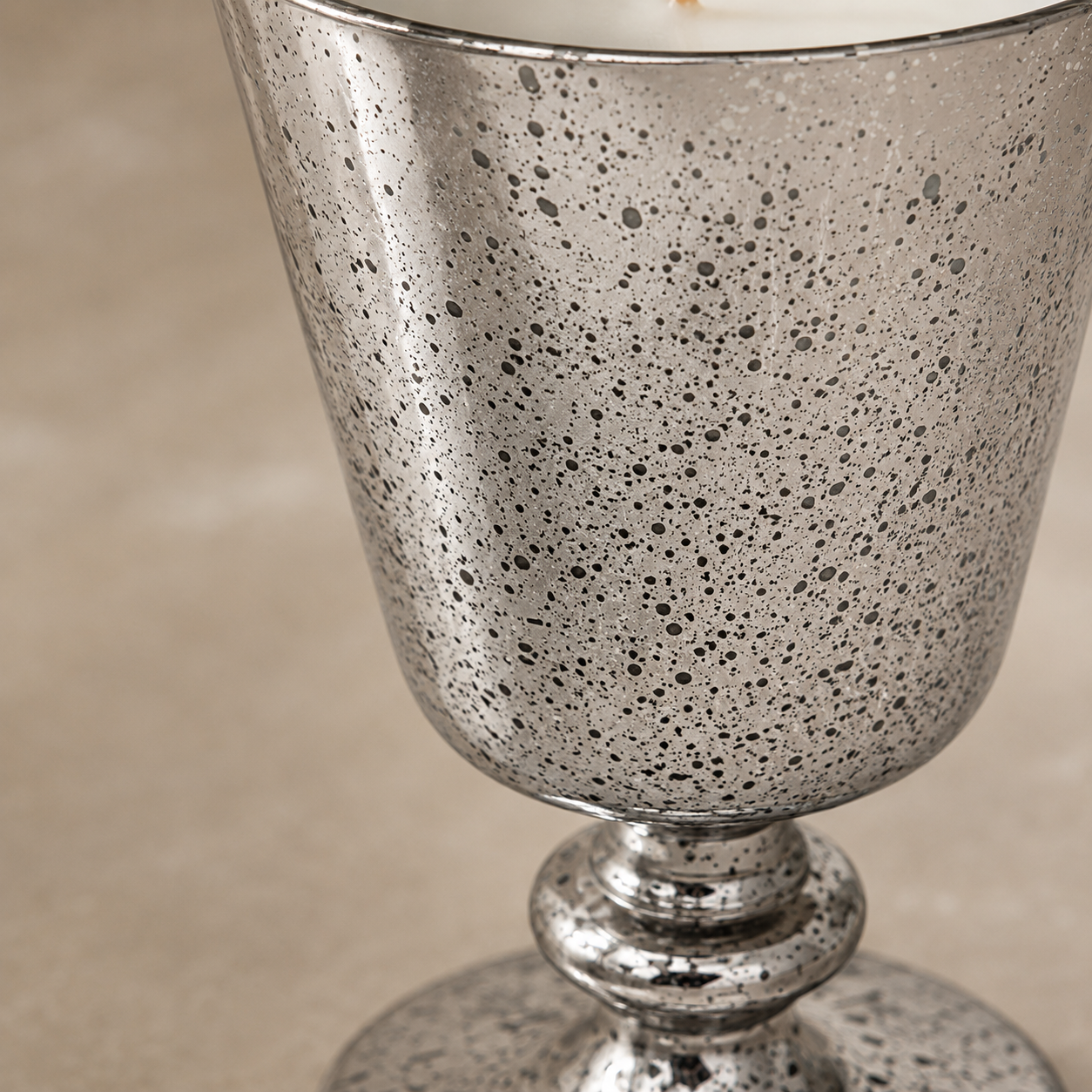 Karaca Home New Year Lin Goblet Candle Silver, 300.22.02.1048 2 Karaca Home New Year Lin Goblet Candle Silver, 300.22.02.1048 - Image 2