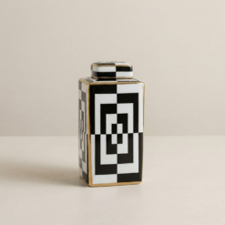Alternative view of Karaca Hailey Long Cube Vase – 15×15×30 cm, 300.22.02.0385