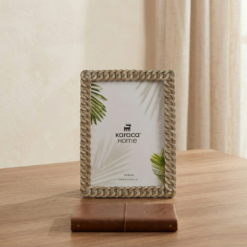 Alternative view of Karaca Home Tiana Chain Photo Frame – Silver Finish 13×18 cm, 300.22.02.0030
