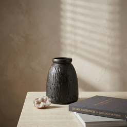 Karaca Home Russel Luxe Sculptural Black Vase , 300.23.01.0529