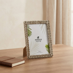 Karaca Home Tiana Chain Photo Frame – Silver Finish 13×18 cm, 300.22.02.0030