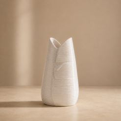 Alternative view of Karaca Home Leaf Sculptural Vase 24 cm, 300.23.01.0315