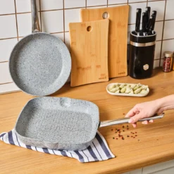 Alternative view of Karaca Biogranit Nare Wok Grill Set, 153.09.01.3580