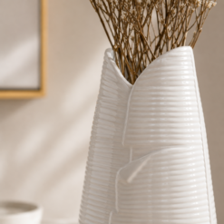 Alternative view of Karaca Home Leaf White Vase 24 cm, 300.23.01.0315