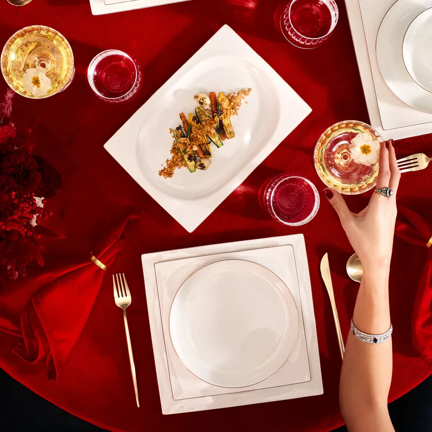 Karaca Red Carpet Collection Fine Pearl Extra Nish 62-Piece Dinner Set for 12 People, Platinum White, 153.03.08.4326 6 Karaca Red Carpet Collection Fine Pearl Extra Nish 62-Piece Dinner Set for 12 People, Platinum White, 153.03.08.4326 - Image 6