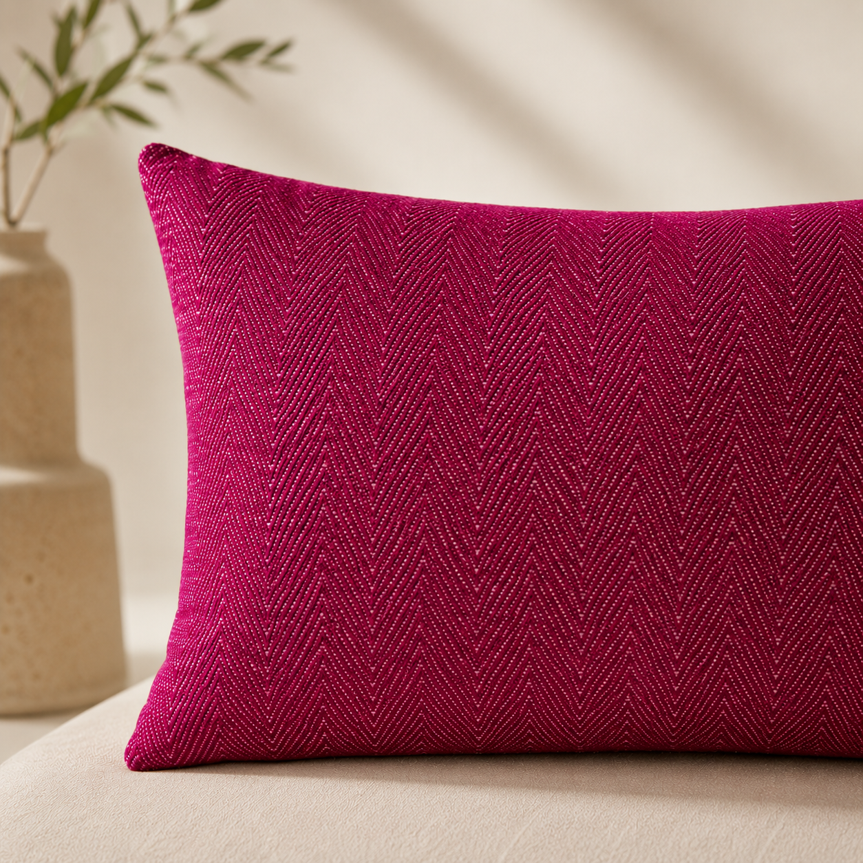 Karaca Home Joyce Plain Fuchsia Cushion 30 x 50 cm, 200.19.01.0478 2 Karaca Home Joyce Plain Fuchsia Cushion 30 x 50 cm, 200.19.01.0478 - Image 2