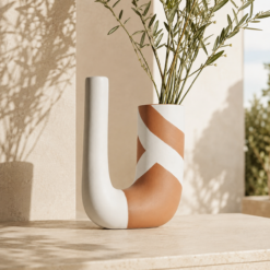 Karaca Home Simple Elegance Decorative Vase 20 cm, 300.22.02.0502