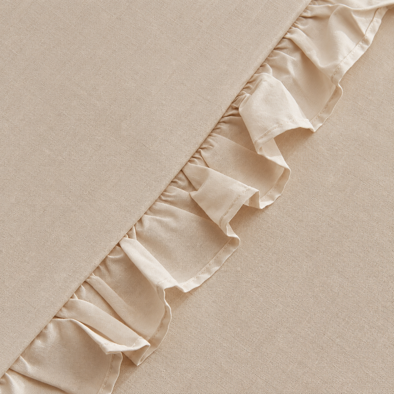 Karaca Home Pure Ruffle 100% Cotton King Size Duvet Cover Set – Light Beige, 8680214362907 4 Karaca Home Pure Ruffle 100% Cotton King Size Duvet Cover Set – Light Beige, 8680214362907 - Image 4