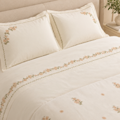 Alternative view of Karaca Home Vanes Double Embroidered Duvet Cover Set, 8680214392096