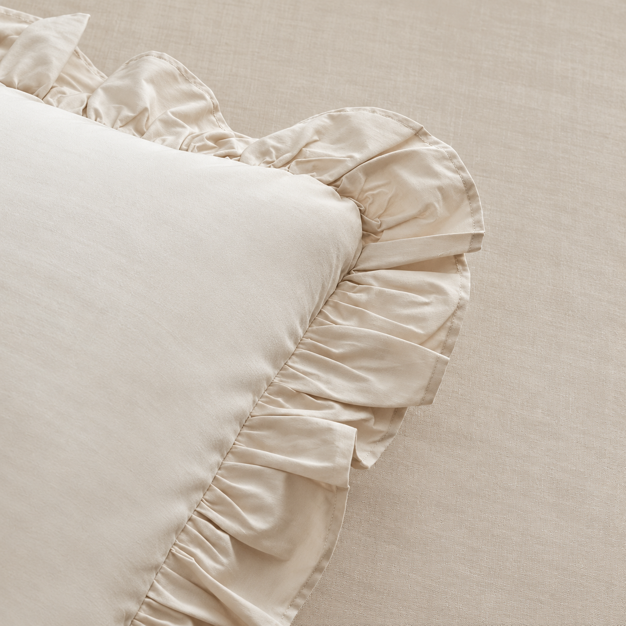 Karaca Home Pure Ruffle 100% Cotton King Size Duvet Cover Set – Ecru, 200.22.05.0298 4 Karaca Home Pure Ruffle 100% Cotton King Size Duvet Cover Set – Ecru, 200.22.05.0298 - Image 4