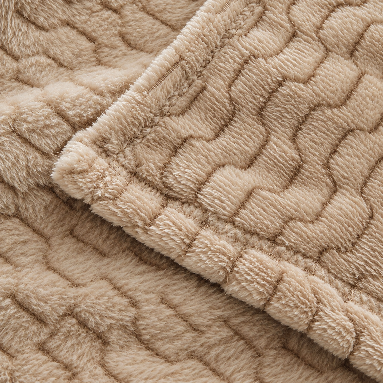 Karaca Home Raunda Double Wellsoft Blanket 200 × 220 cm – Ecru, 8680214392867 4 Karaca Home Raunda Double Wellsoft Blanket 200 × 220 cm – Ecru, 8680214392867 - Image 4