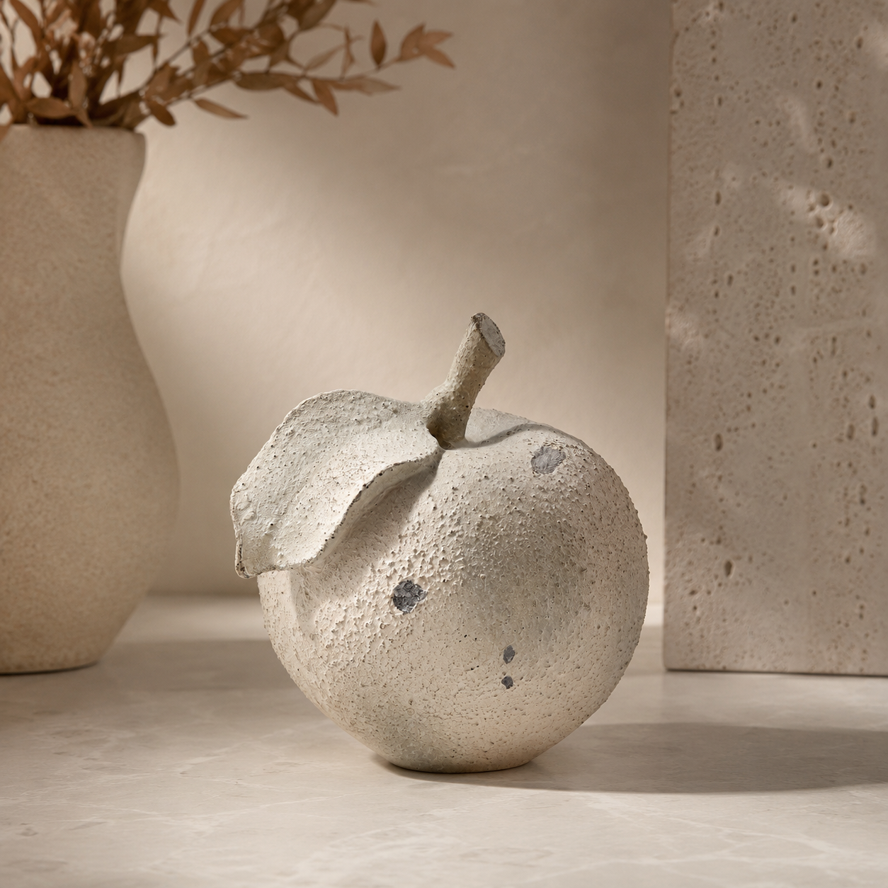 Karaca Apple Figurine 12 x 12 cm, 153.19.01.1225 1 Karaca Apple Figurine 12 x 12 cm, 153.19.01.1225